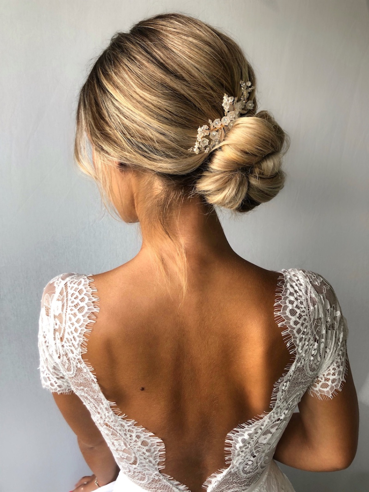 Sally Jane Bridal Carlotta Haarkam Roze main product photo