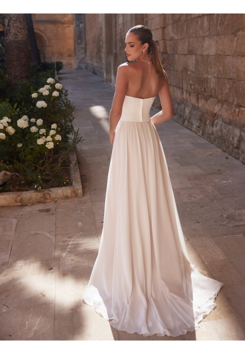Bianco Evento Mirabela Bruidsrok