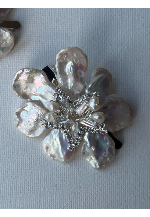 Sally Jane Bridal Lilly Haarspeld Zilver
