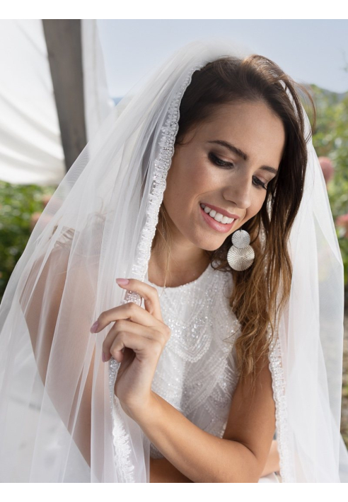 Novias Tryfonia sluier ()